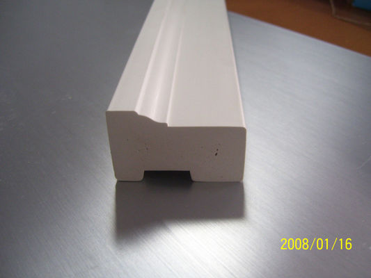 سعر جيد قوالب طاردة للعث من طوب Wpc، قوالب زخرفية من رغوة PVC الداخلية، إطار باب مركب من الخشب والبلاستيك الانترنت