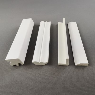 سعر جيد قوالب زخرفية / مقاطع PVC مقاومة للماء، حافة عتبة / تاج PVC / قوالب سرير / زاوية خارجية الانترنت