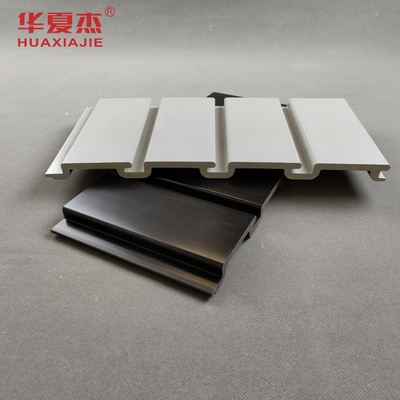 1.7 كجم / م سهلة التركيب لوحات PVC Slatwall مواد الديكور الداخلي لوحة الحائط المرآب