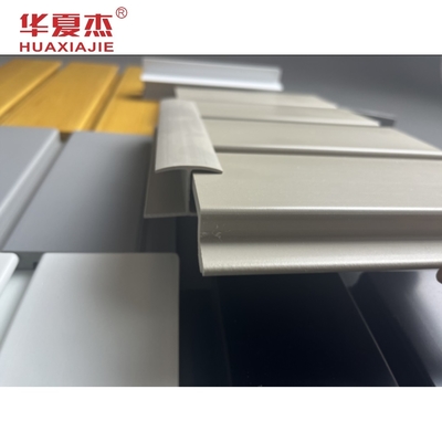 سطح أملس PVC Slatwall Panel المرآب لوحة مواد الديكور الداخلي