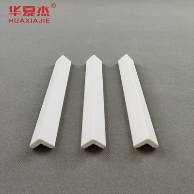وقف باب المرآب PVC تريم صب ، بولي كلوريد الفينيل الأبيض باب المرآب قطاع الطقس