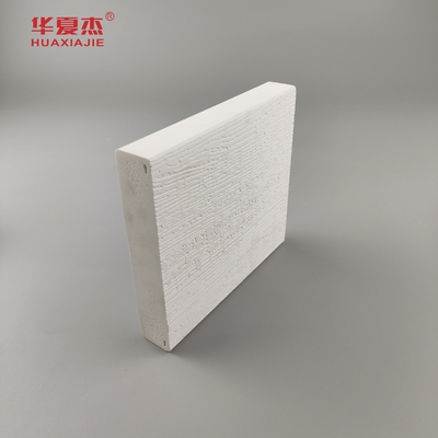 البيع الساخن اللوحة المزينة الفينيل الأبيض 5/4IN*6IN*12FT Pvc الخشب النمط طلاء اللوحة