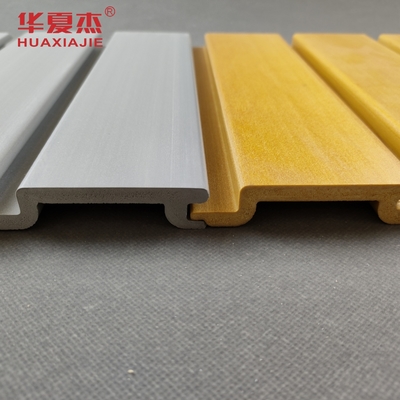 300mm X 17mm ألواح PVC Slatwall مع طول مخصص ومقاومة تأثير ممتازة