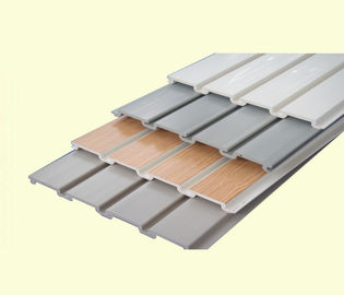 سعر جيد تنافسية WPC Slatwall Price PVC فينيل كراج الجدار لوحة للتخزين الانترنت