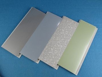سعر جيد PVC المطبخ التجاري ستريت لوحات من البلاستيك لوحة الحائط للمطبخ الانترنت