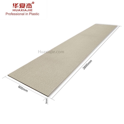 جودة لوحة خشبية WPC الجدار الديكور الداخلي 2800x600x9mm مصنع