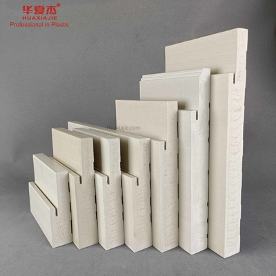 جودة باب دخول إطار باب PVC عالي اللمعان 53 مم × 8 مم مصنع