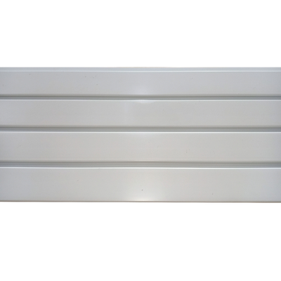 سعر جيد لوحات PVC Slatwall أبيض رمادي اللون الأسود لعرض جدار المرآب 4ft 8ft الانترنت